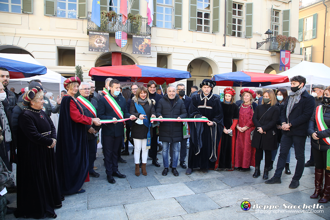 VBS_5826 - 10.ma Fiera Nazionale del Tartufo e Fiera dei Santi.jpg